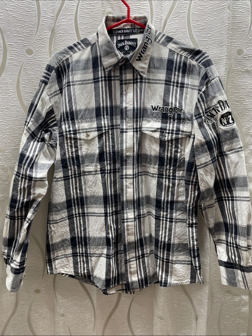 Wrangler special edition Jack Daniel’sBlack &White Plaid Button-Down Work Shirt